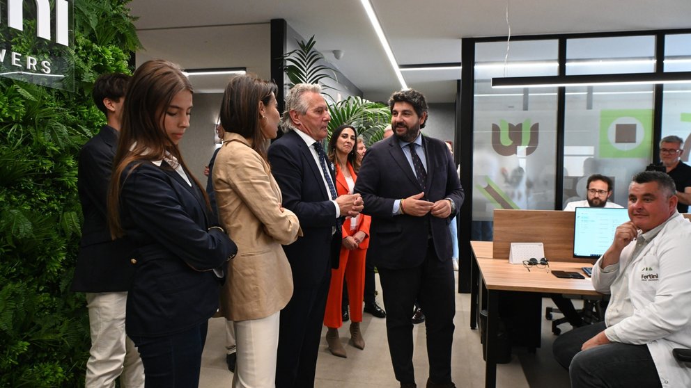 El presidente de la Comunidad, Fernando López Miras, inaugura en Torre-Pacheco las nuevas instalaciones de la empresa Hortofortini